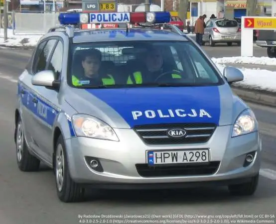 Policjanci z Żywca odwiedzili dzieci ze szpitalnej pediatrii i rozdali prezenty